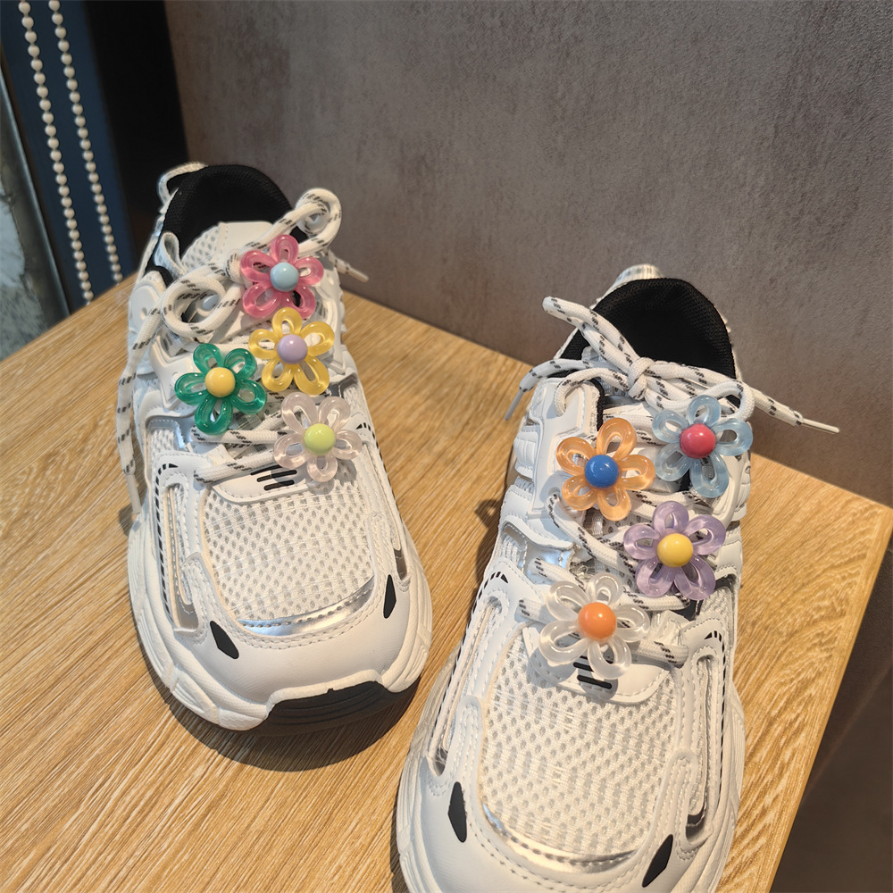 8 piezas de lindos dijes trans - Sneaker Care Accessories reseña y precio